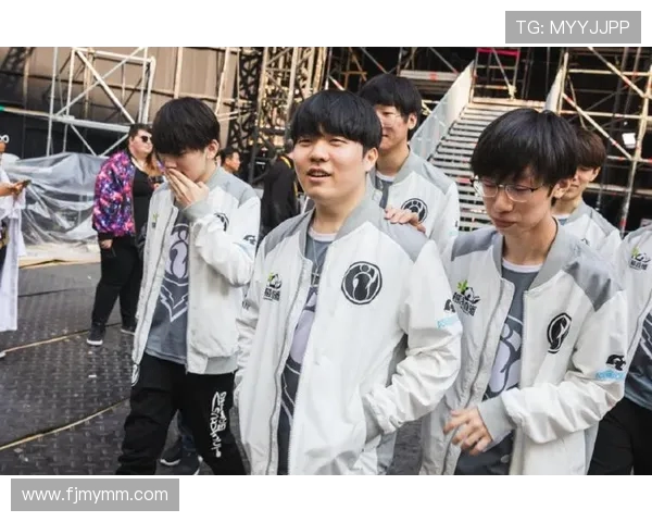 世界大师赛回顾FPX展现非凡耐力与团队协作精神